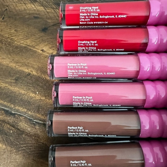 NEW! Joy Bright by Ulta Beauty Make-Up Bundle + Make-Up Bag. - Picture 9 of 15